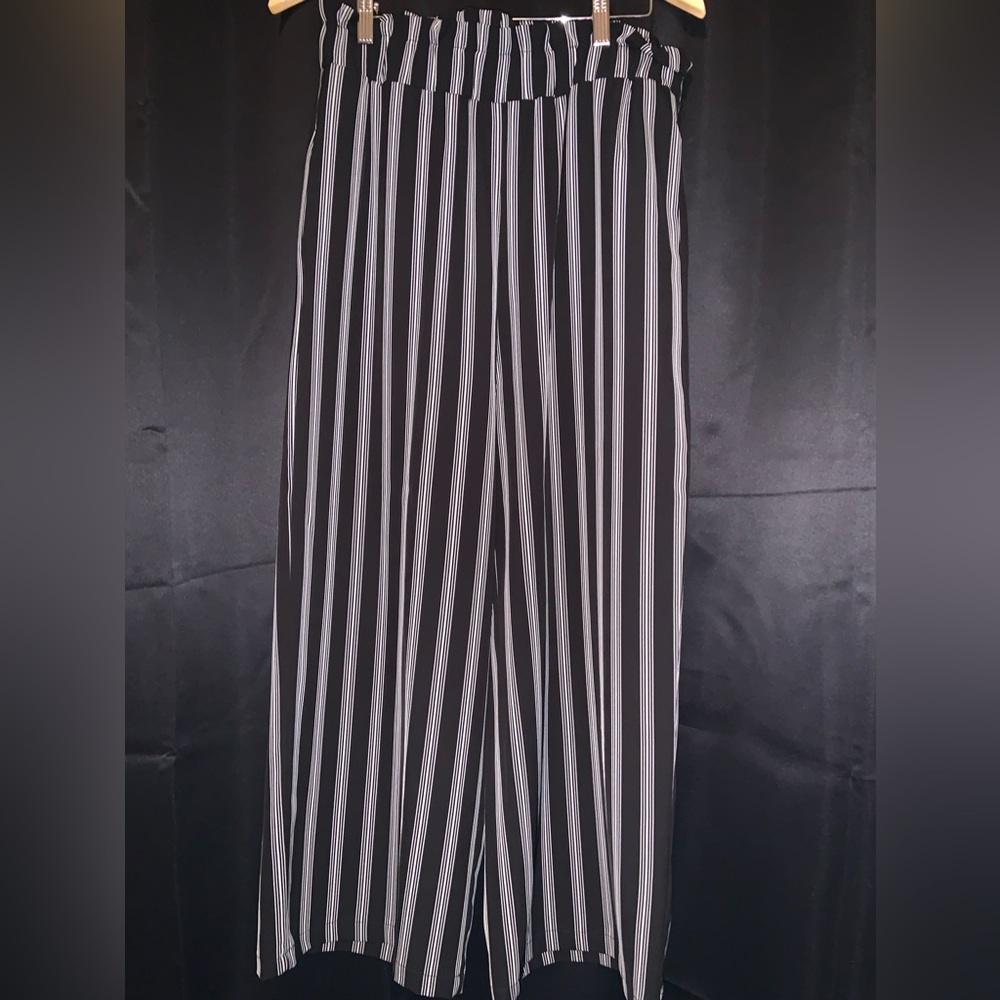 ZARA STRIPED WIDE LEG PANT SIZE L